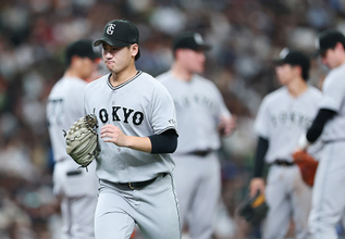 降板する井上　プロ野球