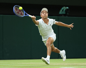 望月、完敗も後悔なし＝ウィンブルドンテニス
