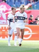 喜ぶ鈴木　Ｊリーグ