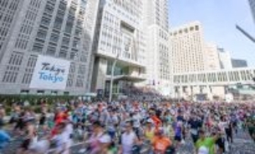 スタートするランナー