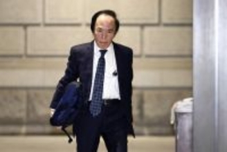 日銀、０．７５％に利上げ