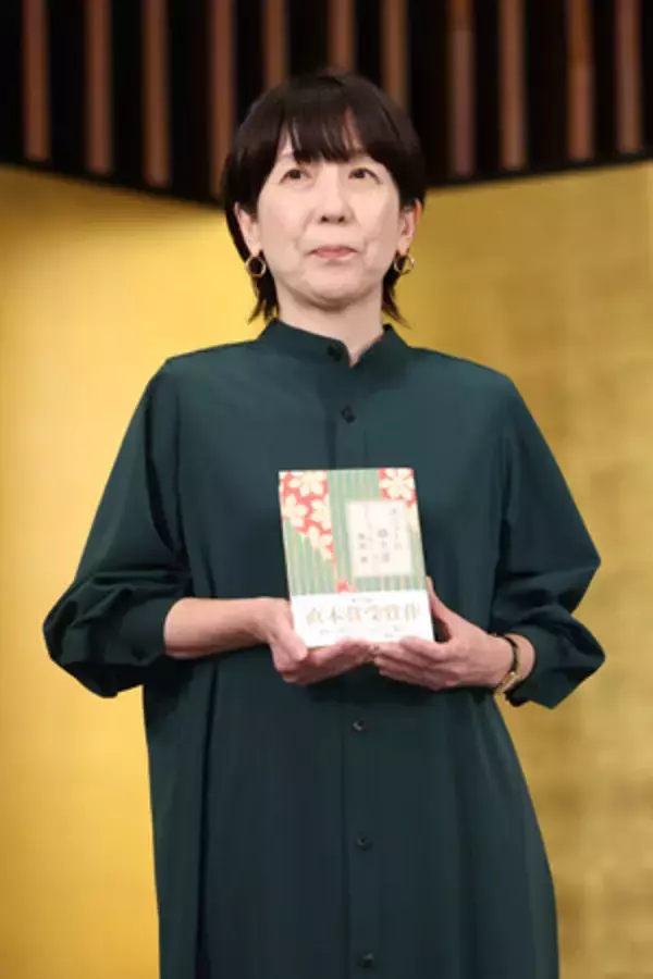 「緊張で気絶寸前」＝直木賞の嶋津輝さん