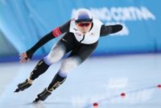 滑走する高木　五輪