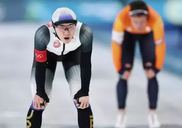 滑走を終えた野々村　五輪