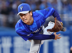 力投する篠木　プロ野球