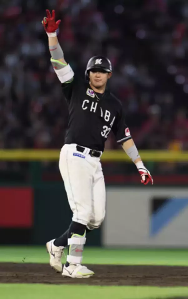 佐藤、貴重な２点打＝プロ野球・ロッテ