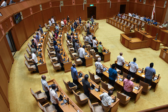 米兵事件で抗議決議