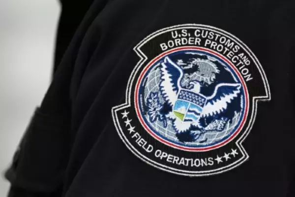 米国、ビザ免除の外国人観光客にＳＮＳ履歴の開示求める方針か