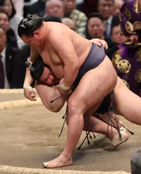 支度部屋＝大相撲春場所