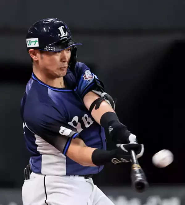 岸の逆転２ラン　プロ野球
