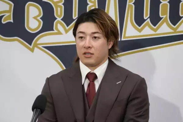 吉田は９００万円減＝プロ野球・オリックス