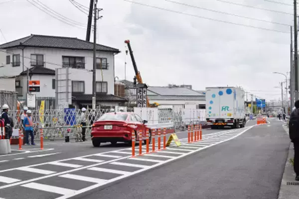 陥没の県道、一部復旧