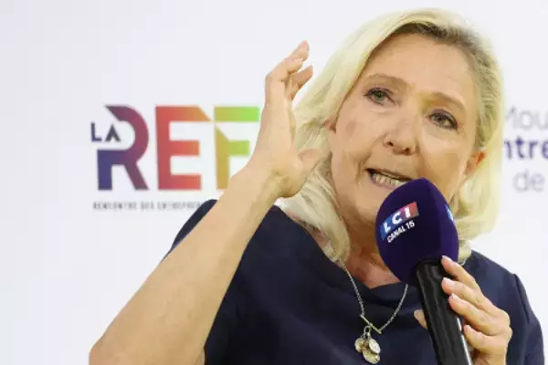 フランス大統領選候補、初の討論会