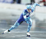 「滑走する吉田　全日本スピードスケート」の画像1