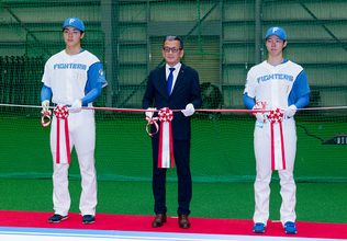 プロ野球・日本ハム、２軍新施設を公開