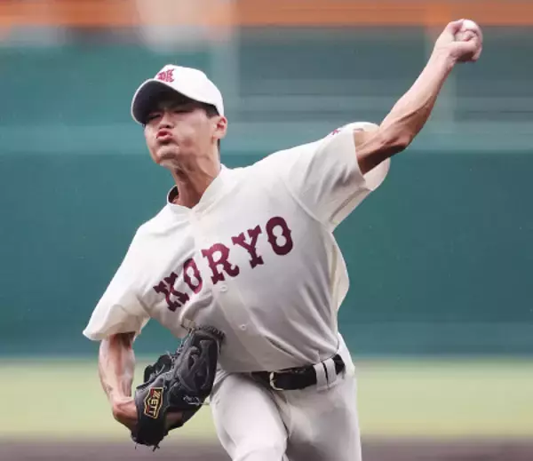 拓大紅陵先発の宮沢　高校野球