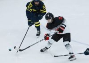 プレーする輪島　五輪