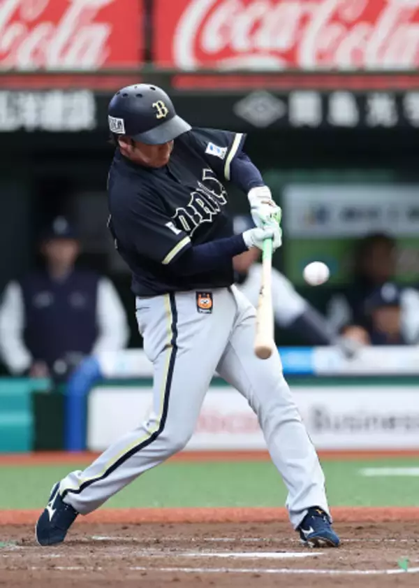 大城の２点適時打　プロ野球
