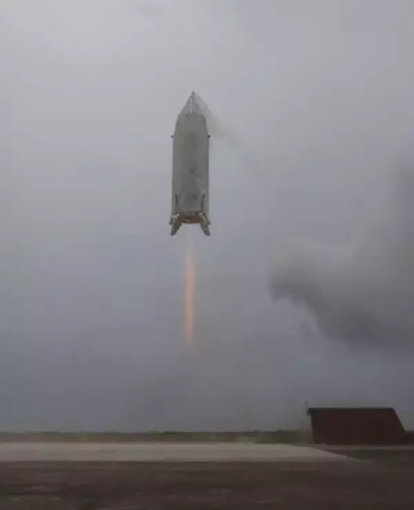 再使用ロケット、着陸に成功＝小型実験機、高度１１メートルから―ＪＡＸＡ