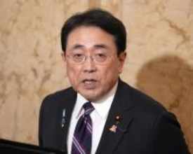 利上げ「選択肢」発言にくぎ＝首相と財務相、赤沢経産相を注意