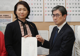 「内密出産」環境整備へ法案