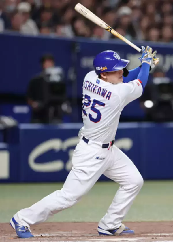 石川昂が決勝打＝プロ野球・中日２―１巨人