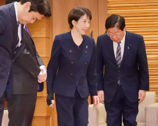 高市首相「手の検査」で通院