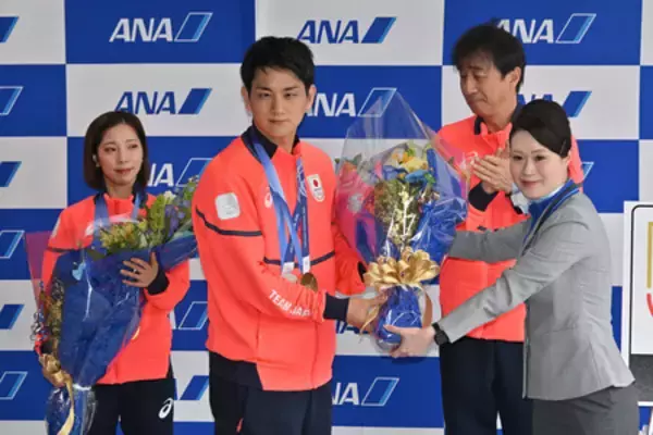 木原「戦い抜けた」＝日本選手団が帰国〔ミラノ・コルティナ五輪〕