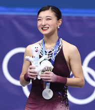 坂本花織「自分を褒めてあげたい」＝泣き笑いの有終の舞―フィギュアスケート〔ミラノ・コルティナ五輪〕