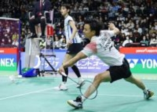 渡辺「戻ってきた」＝全日本バドミントン