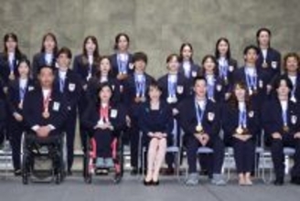 高市首相「感動与えた」