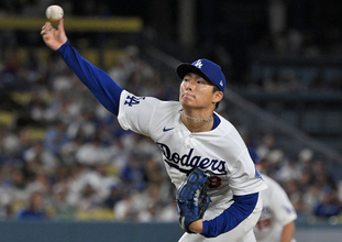 ドジャース先発の山本　大リーグ