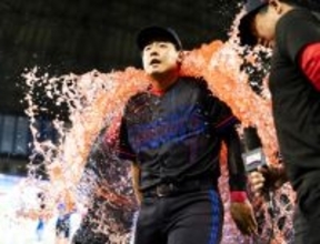 ８日の日本選手＝米大リーグ