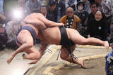 「豊昇龍、もろさ浮き彫りに＝「小手先」の相撲で黒星発進―大相撲九州場所」の画像1