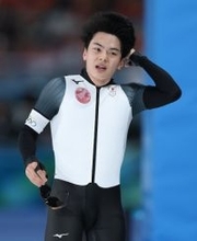 滑走を終えた佐々木　五輪