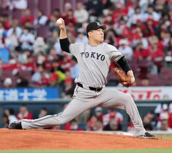 力投する田中将　プロ野球