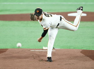巨人先発の井上　プロ野球