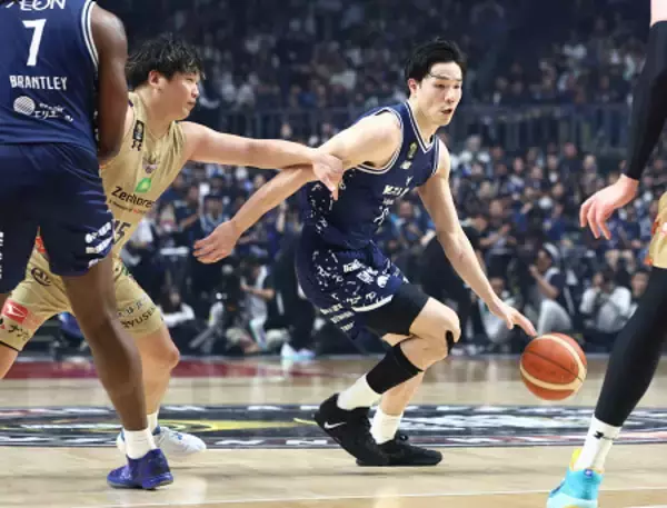 攻め込む馬場　バスケットＢリーグ
