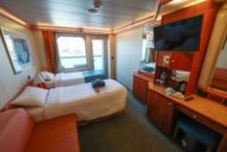 クルーズ船の客室