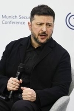 ウクライナ大統領、和平交渉進展に疑念