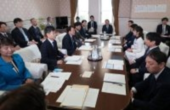 予算案、１３日にも衆院通過