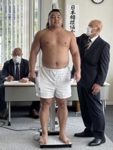 ブフチョローンら３人受検＝大相撲・新弟子検査