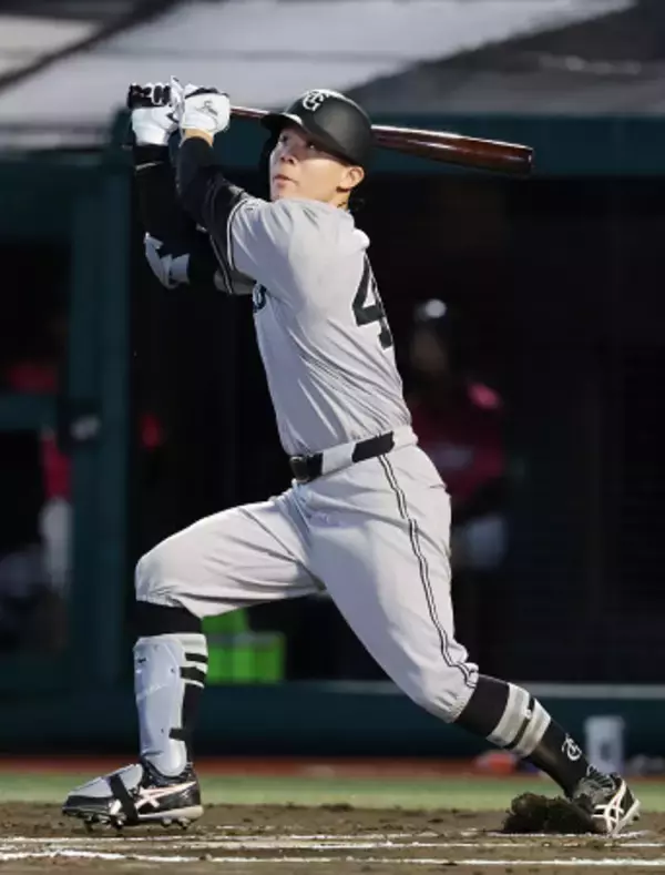 佐々木の２ラン　プロ野球