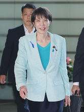 皇室典範改正案あす衆院通過