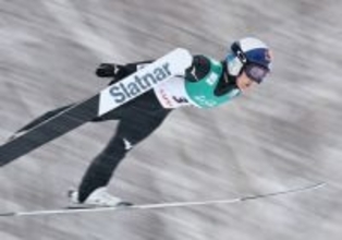 高梨沙羅８位　Ｗ杯ジャンプ女子