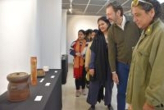 印首都で焼き締め展