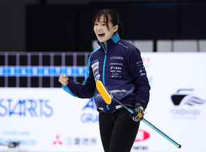 喜ぶ上野美