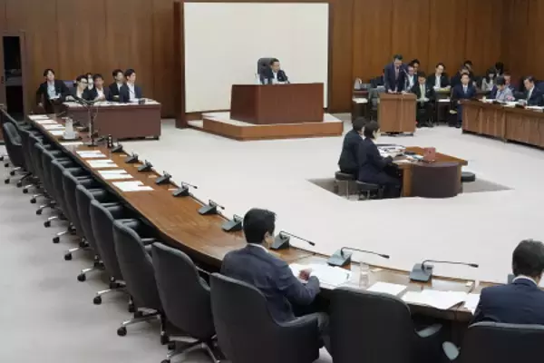 野党、審議拒否を継続