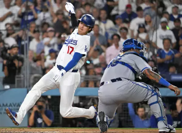 生還する大谷　大リーグ