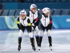 ゴールした高木ら　五輪